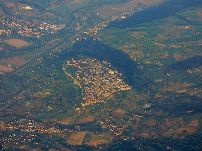 Hotel Ristorante Umbria Orvieto Buitenkant foto